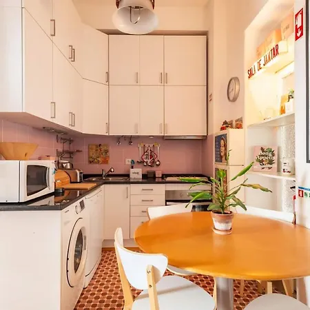 Apartment Say What Lisbon? — Street Art / Family Lisbon